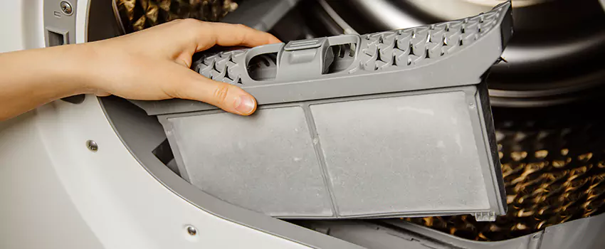Signs Of A Clogged Dryer Lint Trap in Ottumwa, Iowa
